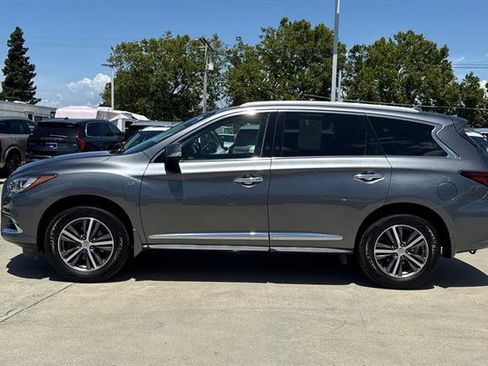 Used 2017 INFINITI QX60 Luxe w/ Premium Plus Package AWD/4WD image 6
