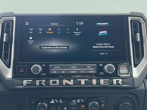 Used 2025 Nissan Frontier SV w/ SV Convenience Package RWD image 18