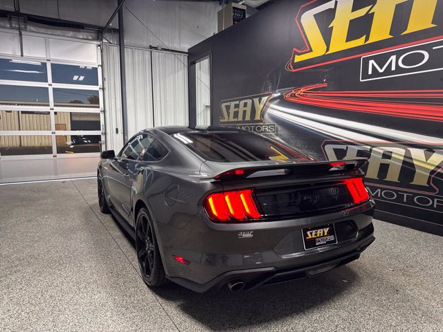 Used 2018 Ford Mustang Coupe w/ Black Accent Pkg RWD image 16