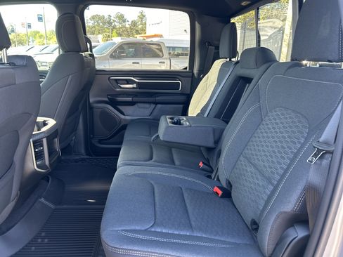 New 2026 RAM 1500 4x4 Crew Cab image 36