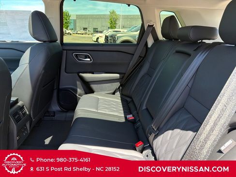 New 2026 Nissan Rogue Platinum AWD/4WD image 33