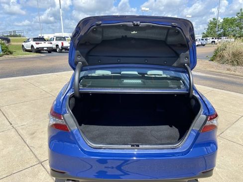 Used 2024 Toyota Camry XLE image 26