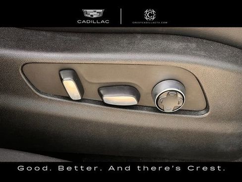 Used 2024 Cadillac XT4 Premium Luxury image 29