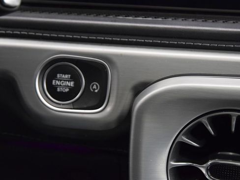 Certified 2022 Mercedes-Benz G 63 AMG 4MATIC image 32