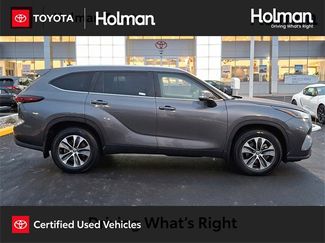 Certified 2024 Toyota Highlander XLE video 1