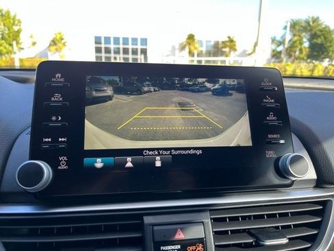 Used 2020 Honda Accord Sport image 8