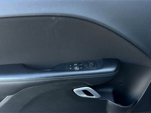 Used 2022 Dodge Challenger GT image 11