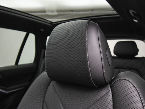 Used 2024 BMW X5 xDrive40i w/ Parking Assistance Package image 53