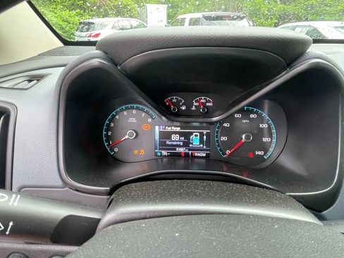 Used 2016 Chevrolet Colorado Z71 AWD/4WD image 18