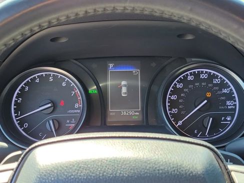 Used 2023 Toyota Camry SE w/ Convenience Package FWD image 25