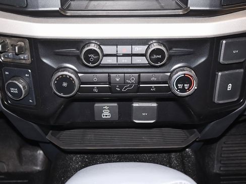 New 2026 Ford F550 4x4 Regular Cab Super Duty image 19