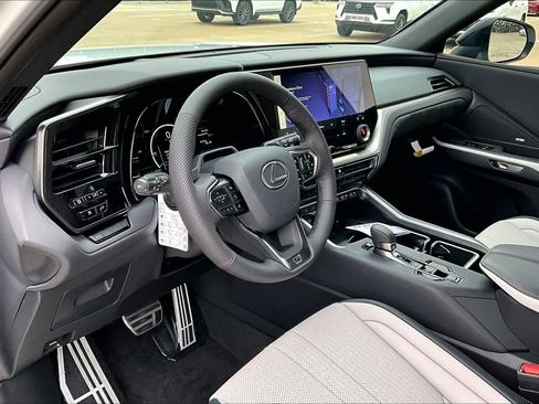 New 2026 Lexus TX 500h F SPORT Performance Premium image 8