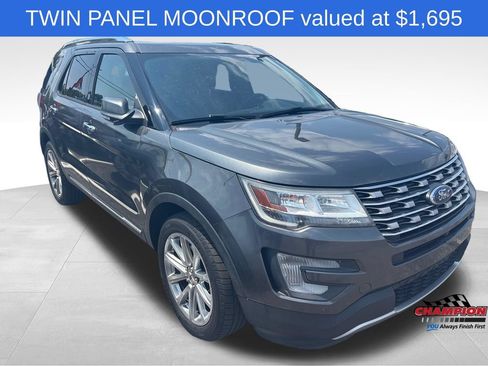 Used 2017 Ford Explorer Limited AWD/4WD image 2