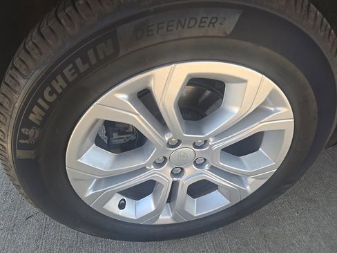 Used 2020 Land Rover Discovery Sport S image 8