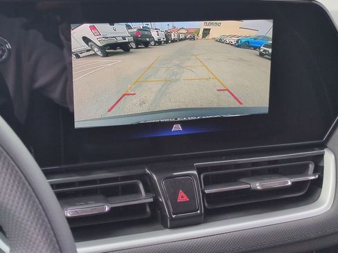 New 2026 Chevrolet TrailBlazer LT w/ Midnight Edition FWD image 15