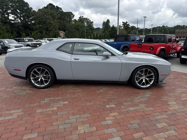 Used 2022 Dodge Challenger GT RWD image 37