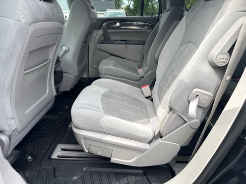 Used 2017 Buick Enclave Convenience FWD image 13