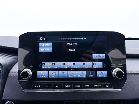 Used 2024 Mitsubishi Outlander SEL AWD/4WD image 25