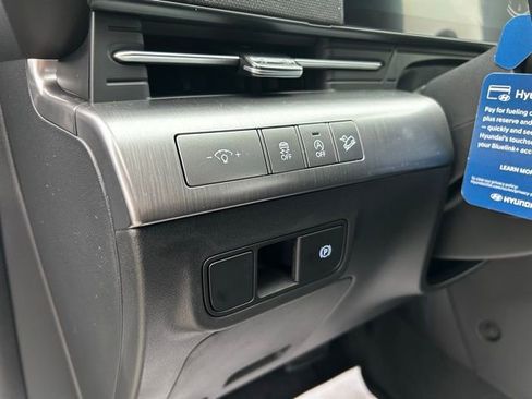 New 2026 Hyundai Kona SE AWD/4WD image 14
