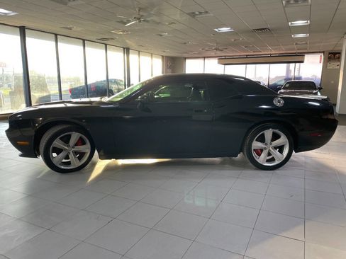 Used 2009 Dodge Challenger SRT8 image 4