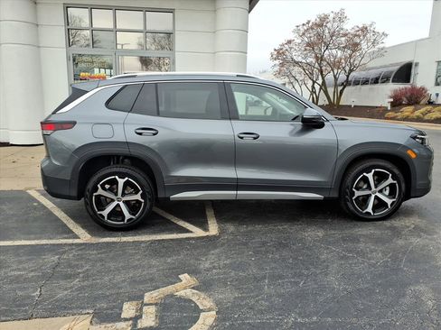 New 2026 Volkswagen Tiguan SE AWD/4WD image 8