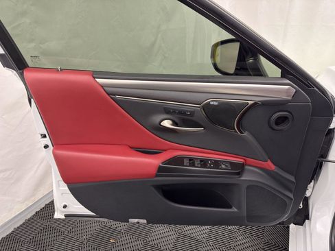 Used 2019 Lexus ES 350 F Sport w/ Accessory Package image 13