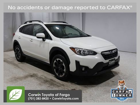 Used 2023 Subaru Crosstrek 2.0i Premium image 1