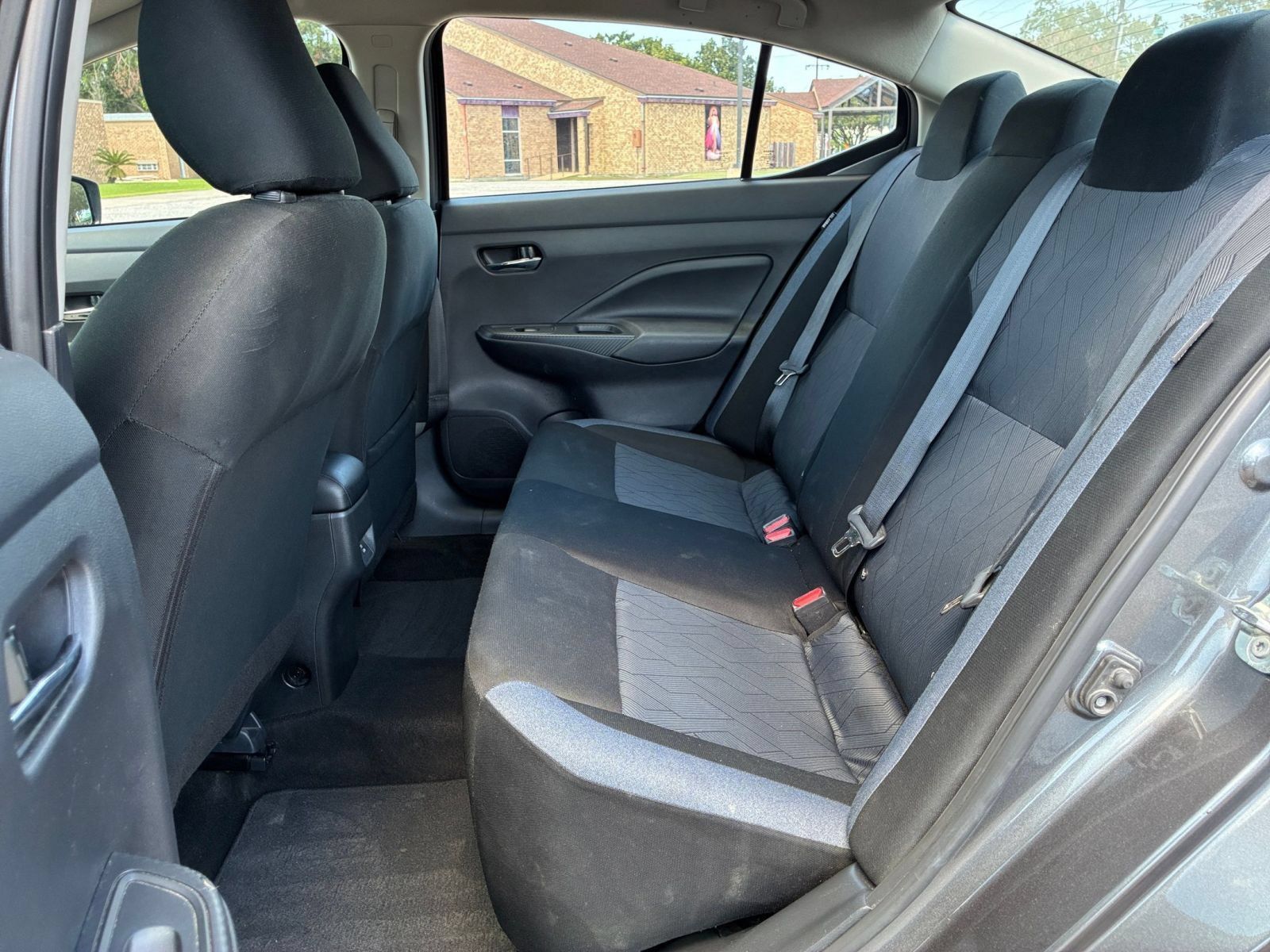 Used 2025 Nissan Versa SV FWD image 22