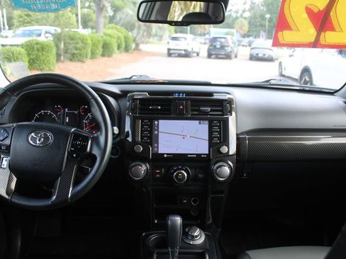 Used 2022 Toyota 4Runner SR5 Premium AWD/4WD image 23