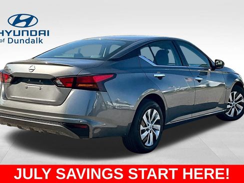 Used 2024 Nissan Altima 2.5 S FWD image 8
