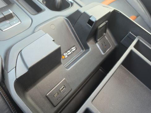 Used 2026 GMC Sierra 2500 AT4 AWD/4WD image 33
