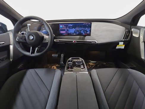 New 2026 BMW iX xDrive60 w/ M Sport Package image 8