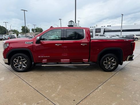 Used 2025 GMC Sierra 1500 SLT w/ SLT Premium Plus Package AWD/4WD image 8