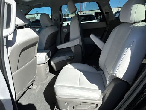 New 2026 Hyundai Palisade Limited image 11