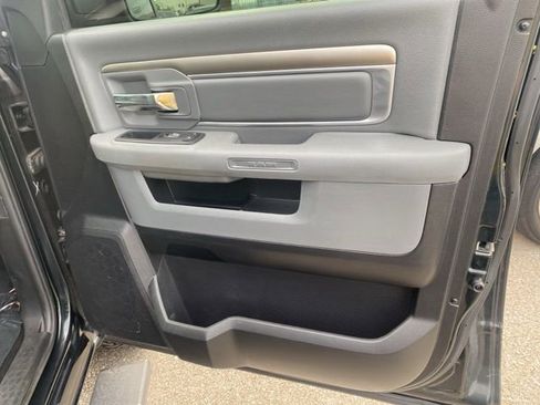 Used 2016 RAM 1500 Big Horn image 28