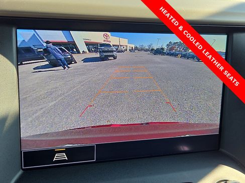 Used 2022 GMC Acadia Denali image 20