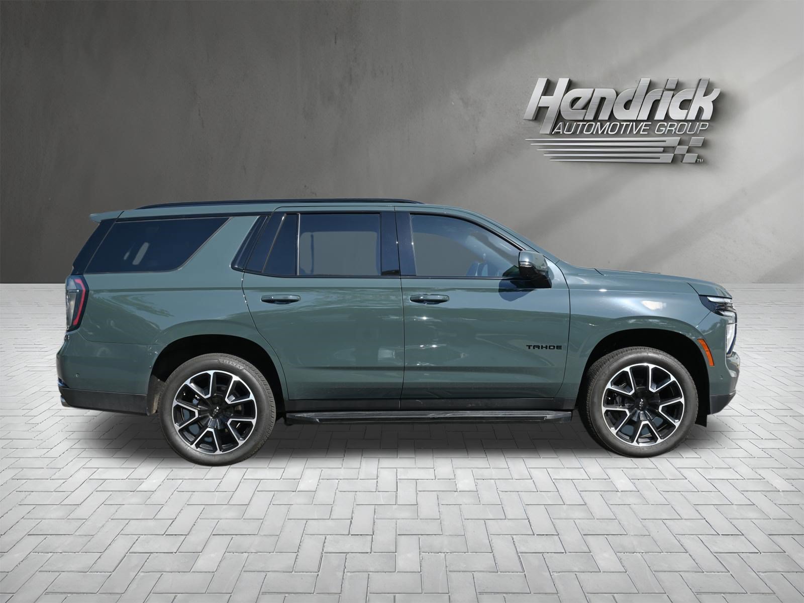 Used 2025 Chevrolet Tahoe RST w/ Comfort Package AWD/4WD image 10