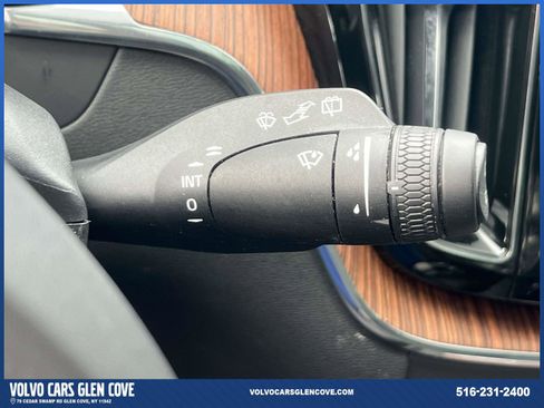 Used 2024 Volvo XC60 T8 Plus w/ Protection Package Premier image 24