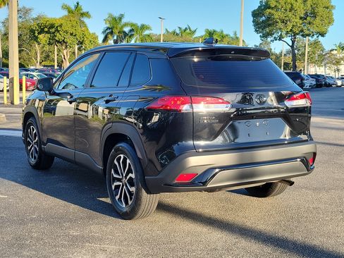 Used 2025 Toyota Corolla Cross AWD Hybrid image 7