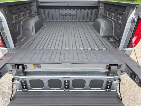 New 2026 GMC Sierra 1500 AT4X AWD/4WD image 22