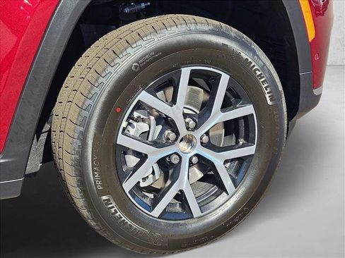 New 2025 Jeep Grand Cherokee L Limited w/ Luxury Tech Group II RWD image 10