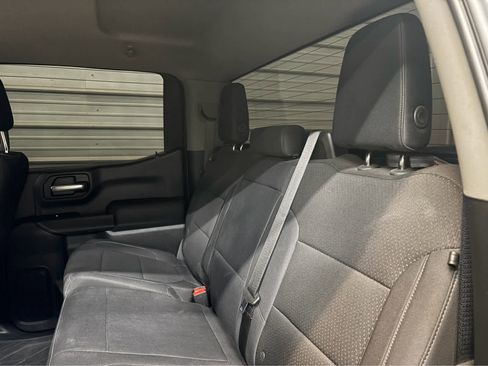 Used 2020 Chevrolet Silverado 1500 Custom Trail Boss w/ Custom Convenience Package image 23