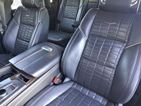 Used 2021 Cadillac Escalade ESV Sport Platinum image 10