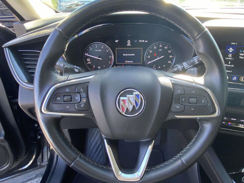 Used 2023 Buick Envision Essence image 18