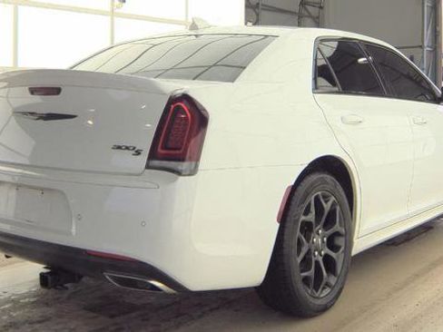 Used 2020 Chrysler 300 S w/ 300S Premium Group 2 image 3