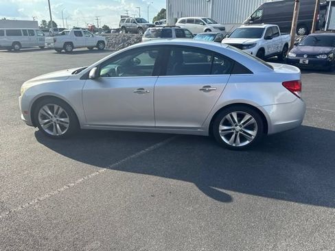 Used 2011 Chevrolet Cruze LTZ FWD image 1