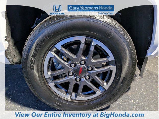 Used 2025 Toyota Tacoma TRD Sport AWD/4WD image 14