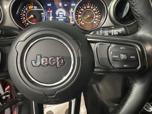 Used 2021 Jeep Wrangler Unlimited Sport AWD/4WD image 34