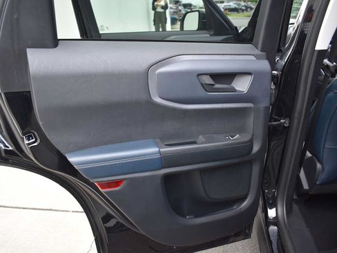 Used 2021 Ford Bronco Sport Outer Banks AWD/4WD image 18