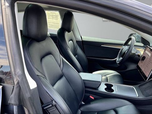 Used 2022 Tesla Model 3 Long Range AWD/4WD image 7